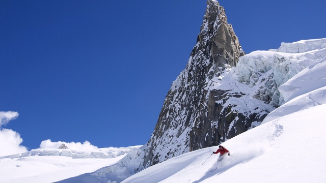 必看篮球指南：认识正确的篮球架收球网高度标准