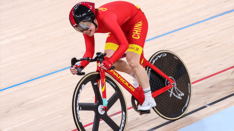 打乒乓球台内小球怎么处理