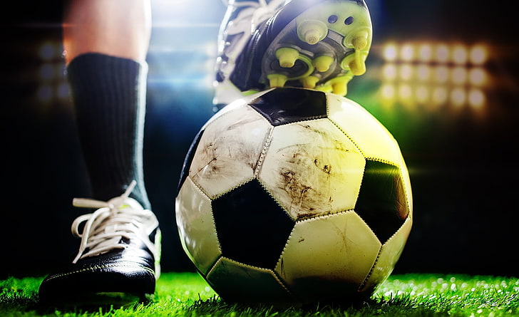 乒乓球台被占领了吗